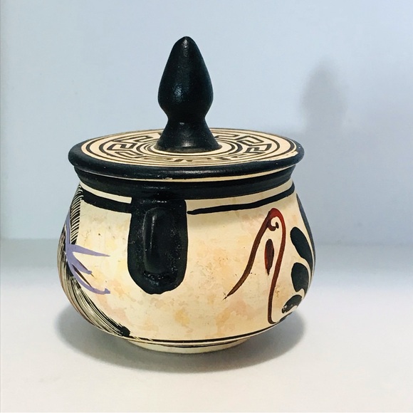 Vintage Greek Pottery Mini Jar — Mythological Figure & Lid - Picture 3 of 11